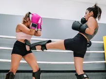 Оборудване за бойни спортове