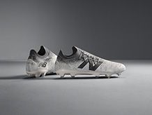 Футболни обувки New Balance