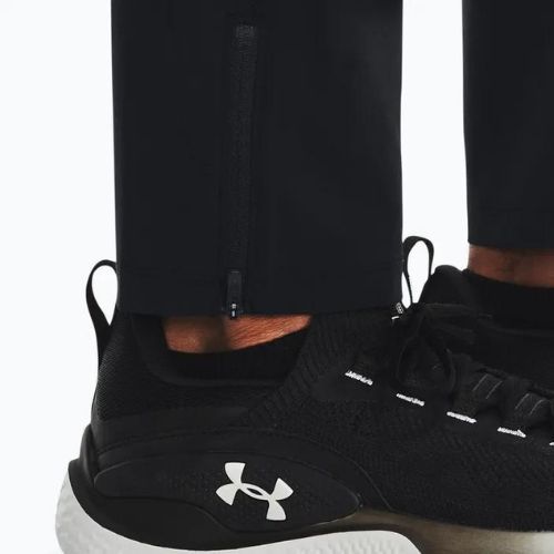 Мъжки панталони за бягане Under Armour Storm Run черен 1376800