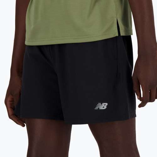 Мъжки къси панталони за бягане New Balance Sport Essential с подплата 5" черни