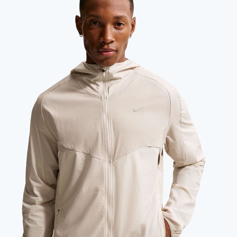 Mъжко яке за бягане Nike Stride Dri-Fit cream II/birch/natural 4