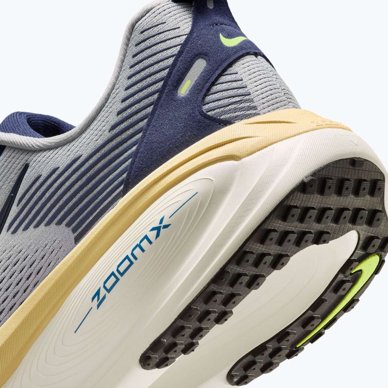 Мъжки обувки за бягане  Nike Vomero 18 wolf grey/pewter/sail/midnight navy 6