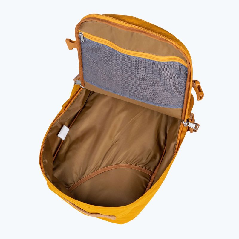 Раница за пътуване CabinZero Classic Pro 32 в оранжево chill 9