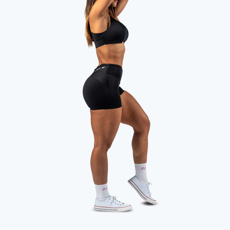 Дамски тренировъчни шорти NEBBIA Strong Beauty black 4